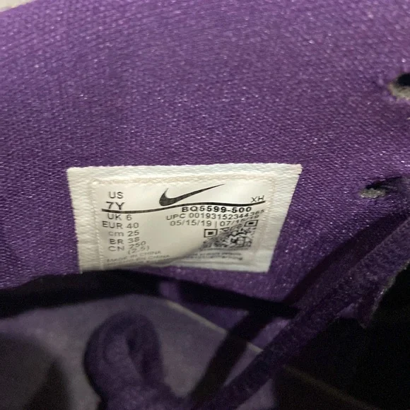 Kyrie Irving 6 Enlightenment Grand Purple and White youth size 7 - Picture 5 of 8